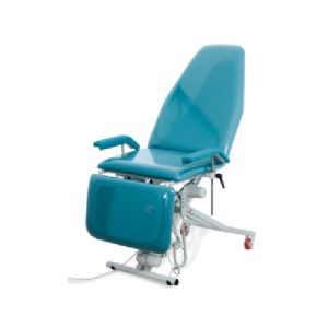 TABLE D'EXAMEN À HAUTEUR VARIABLE ÉLECTRIQUE EN X À 3 PLANS (REPOSE JAMBE ÉLECTRIQUE) AVEC ACCOUDOIRS